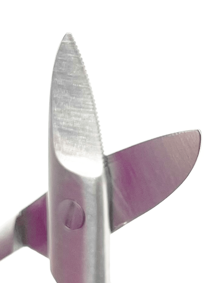 Serrated Trimming Curved Scissors 4.6″ (Ortho Wire Cutting)