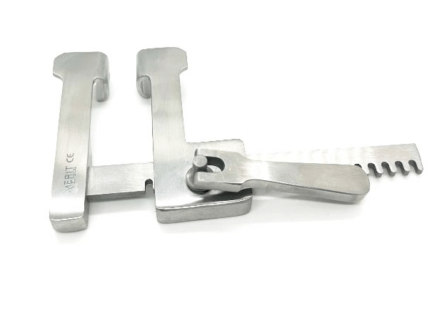 Finochietto Rib Retractor (Lateral blades 15 mm spreading 75 mm)